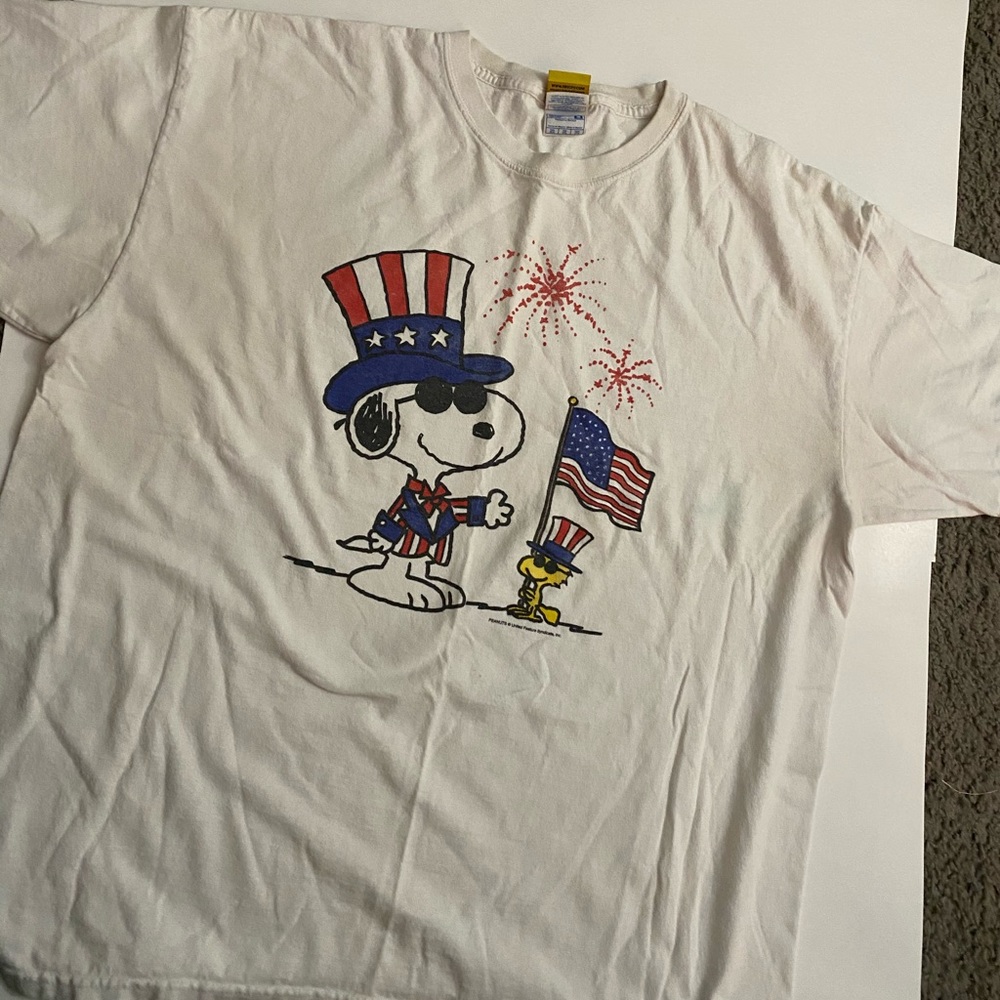 Snoopy forth of July shirt.